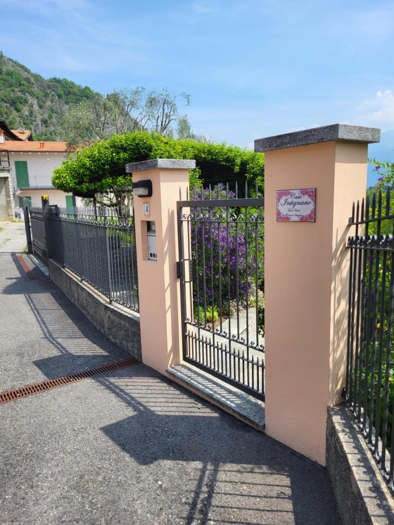 Casa Intignano - Appartamento Con Terrazzo Vista Lago تريميتْسّو المظهر الخارجي الصورة