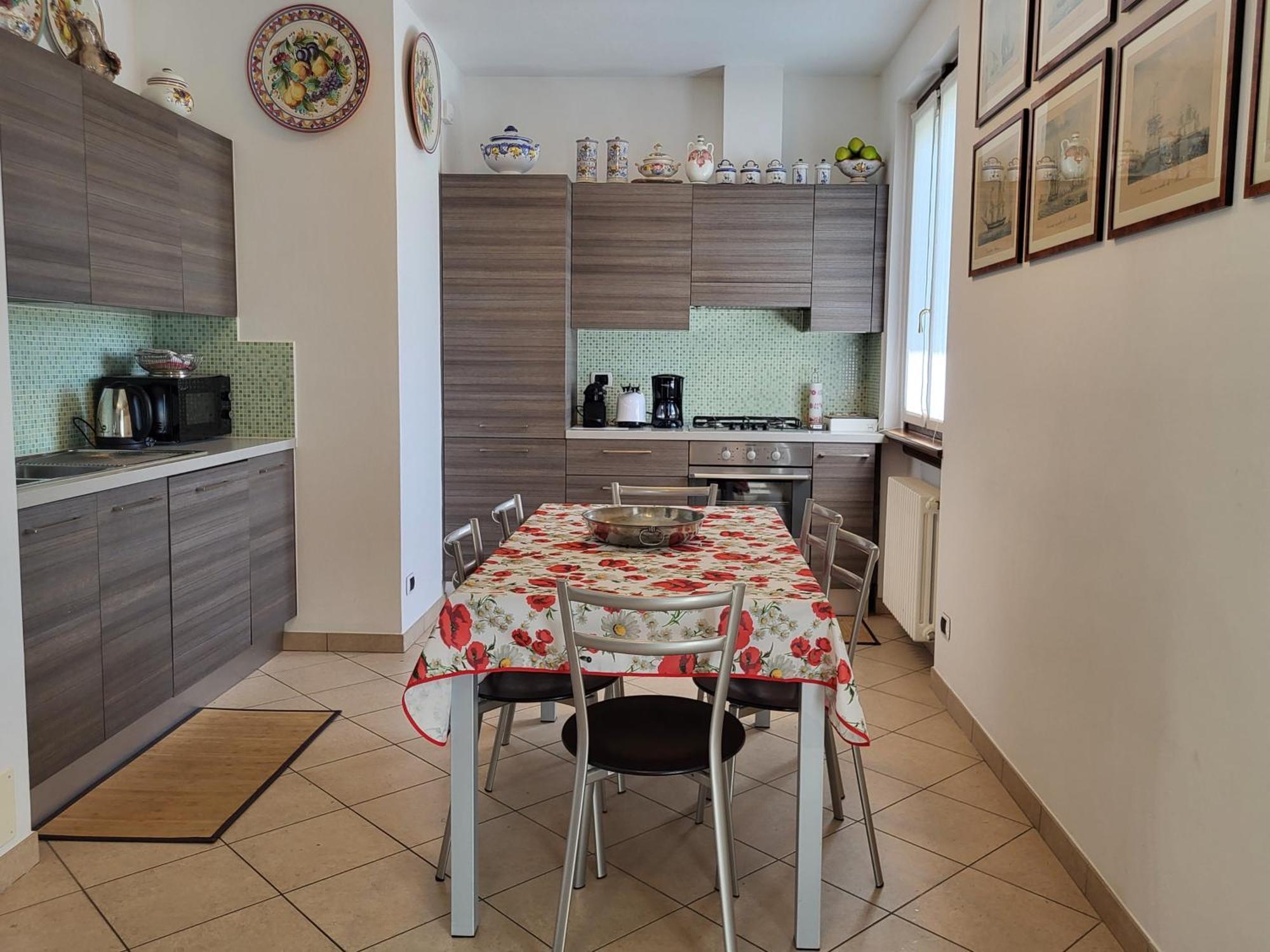 Casa Intignano - Appartamento Con Terrazzo Vista Lago تريميتْسّو المظهر الخارجي الصورة